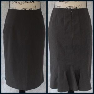 BCX, Pinstriped Pencil Skirt with Ruffle - size 5